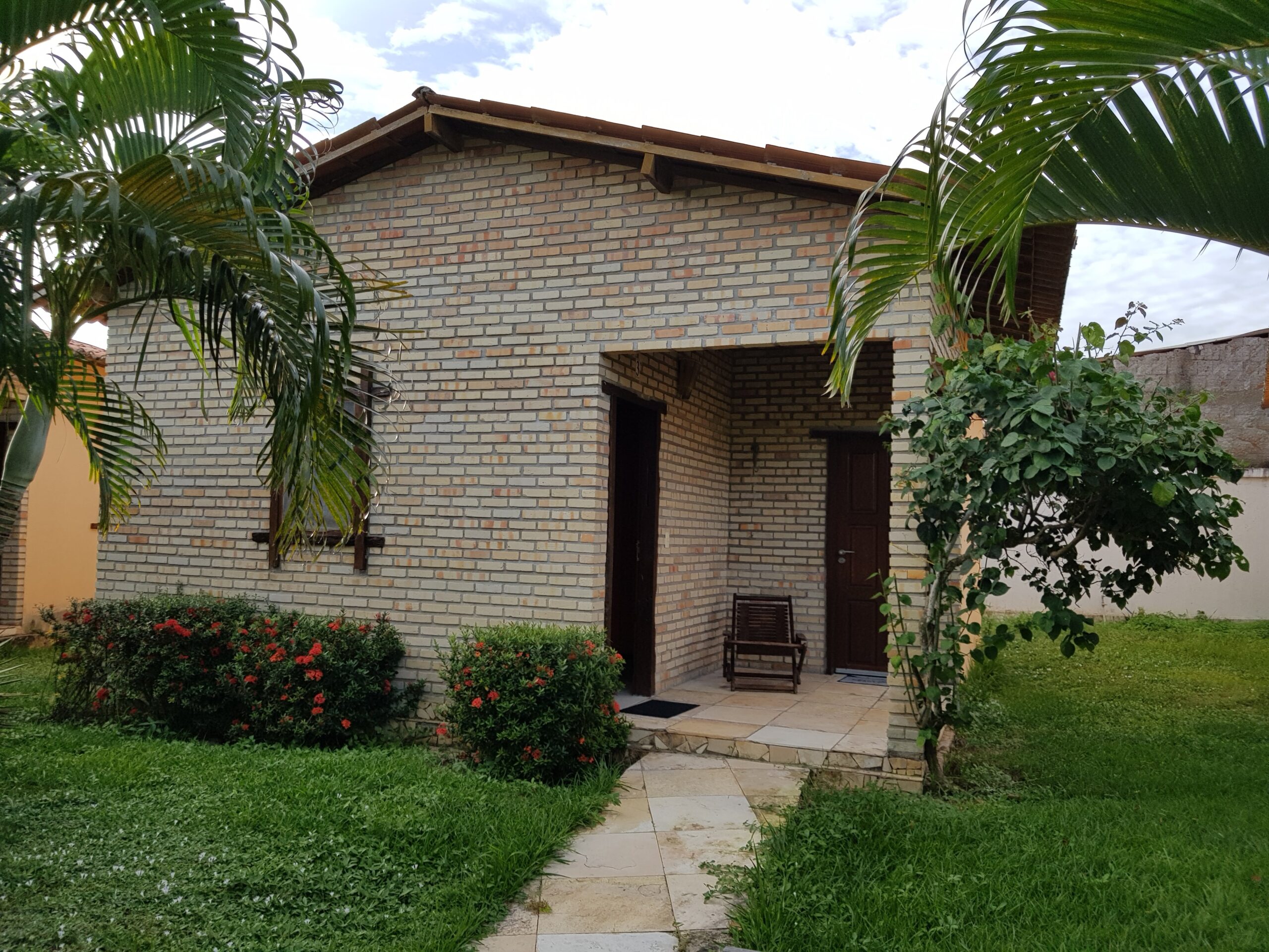 Pousada Frente Lagoa do Paraiso 5 hec.