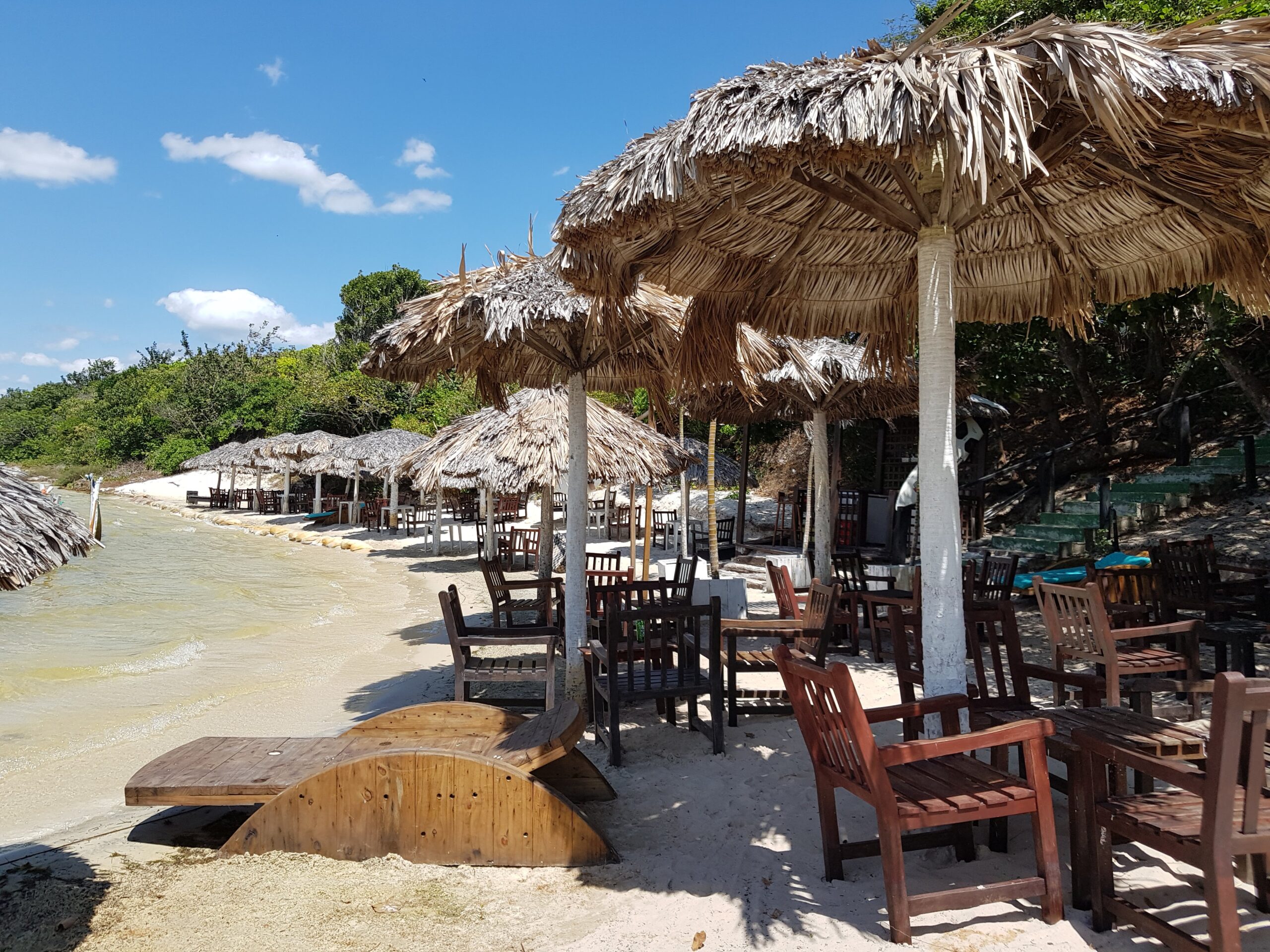 Pousada Frente Lagoa do Paraiso 5 hec.